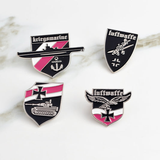 ww2 wwii Fighter Warship Eagle Tank German Luftwaffe Air Force Brooches Pins Badges Lapel pin Brooches for men Wholesale