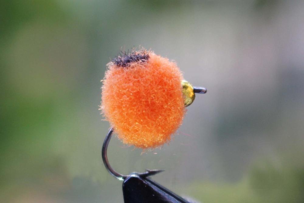 Tigofly 36 pcs/lot Orange/White/Red Brass Beadhead Egg Fly Glo Bug Salmon Trout Fly Fishing Flies Lures Free Fly Box