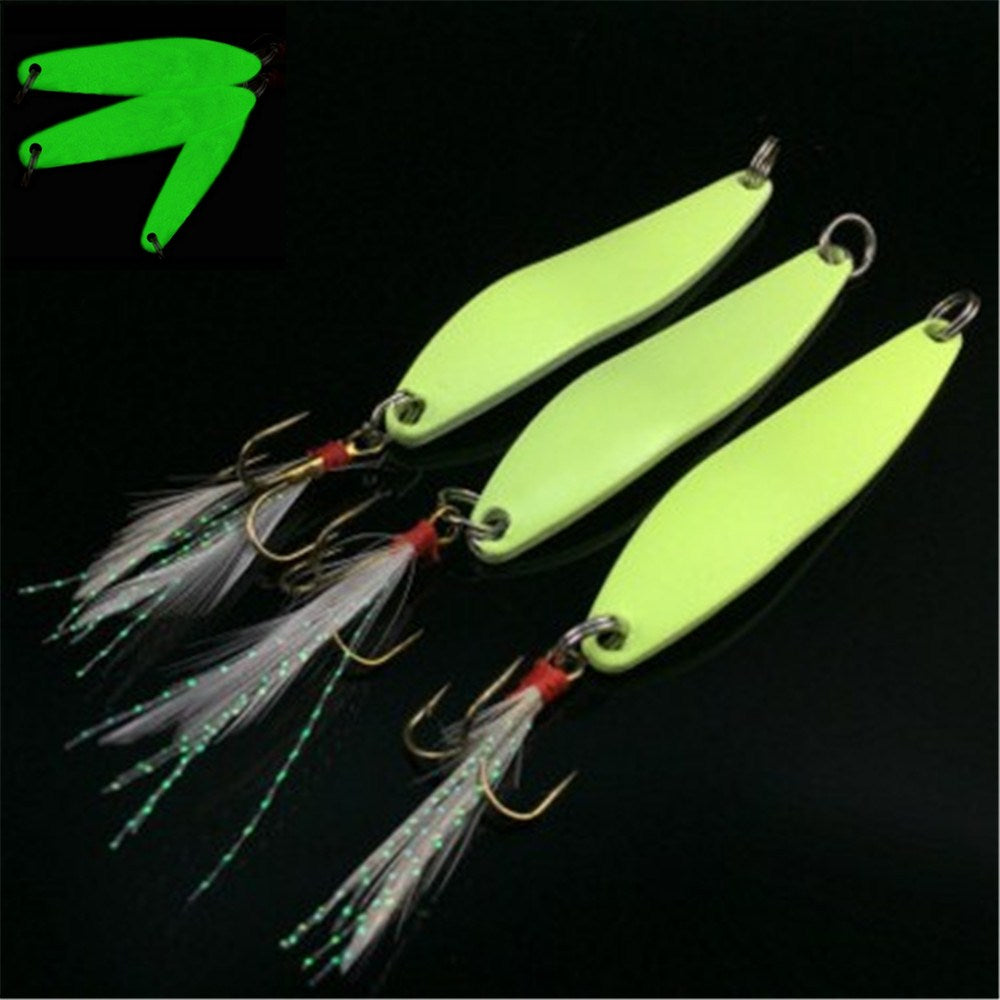 1pcs 5g 7g 10g 13g  Luminous Fishing Spinner Spoon Lure Hard Bait with Feather For Bass Sea Lures Wobbles Fishing Accessories