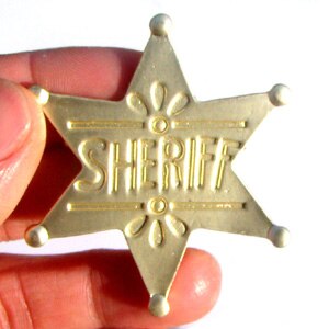 Western Deputy Sheriff Badge Pin Brooches,School Carnival Party Prizes,Gifts Toy Play Props for Kids Adults Cowboy Dance Girls