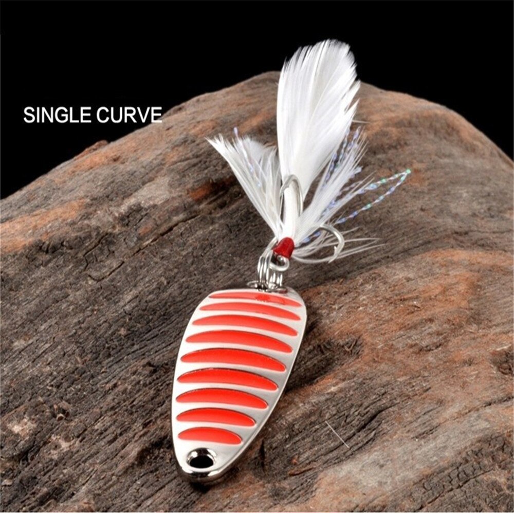 1pcs Spoon Fishing Lure Gold/Sliver 10g 15g 20g Metal Wobbler Hard Fishing Baits Spinnerbait with Feather Carp Fishing Tackle